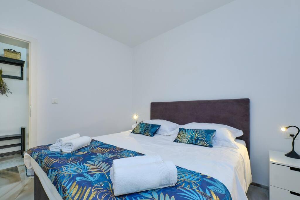 Apartments Olea Mali Lošinj Exteriör bild