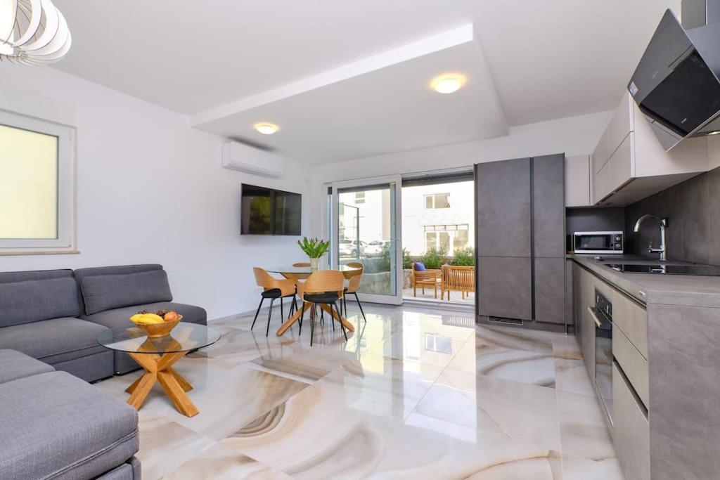 Apartments Olea Mali Lošinj Exteriör bild