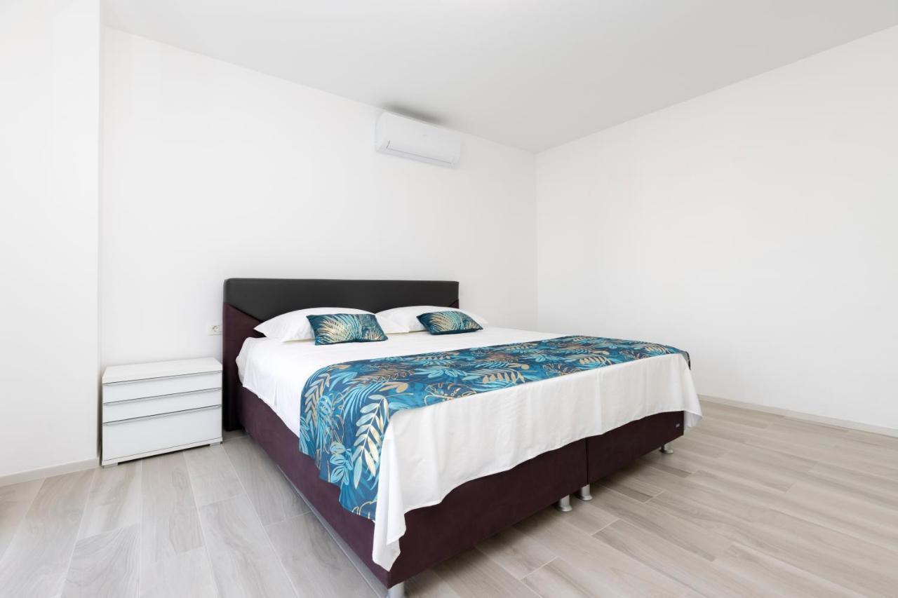 Apartments Olea Mali Lošinj Exteriör bild