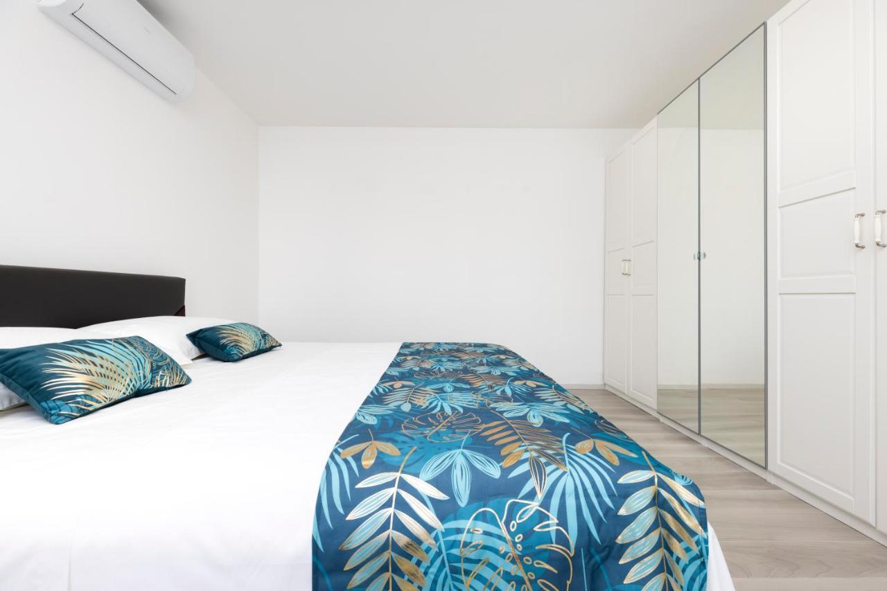 Apartments Olea Mali Lošinj Exteriör bild