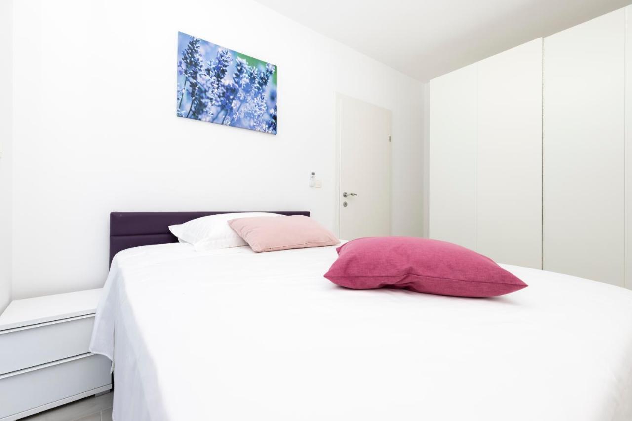Apartments Olea Mali Lošinj Exteriör bild