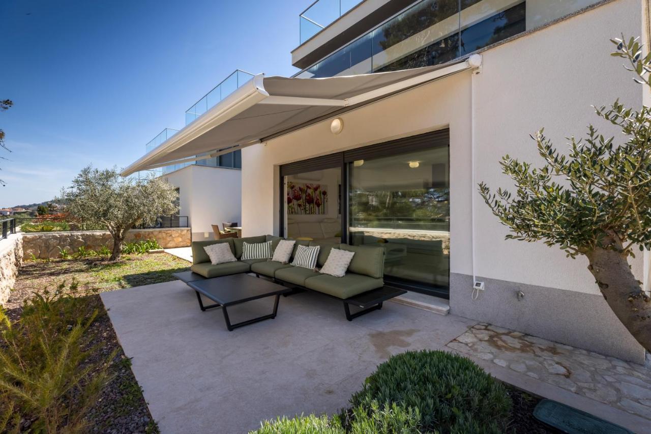 Apartments Olea Mali Lošinj Exteriör bild