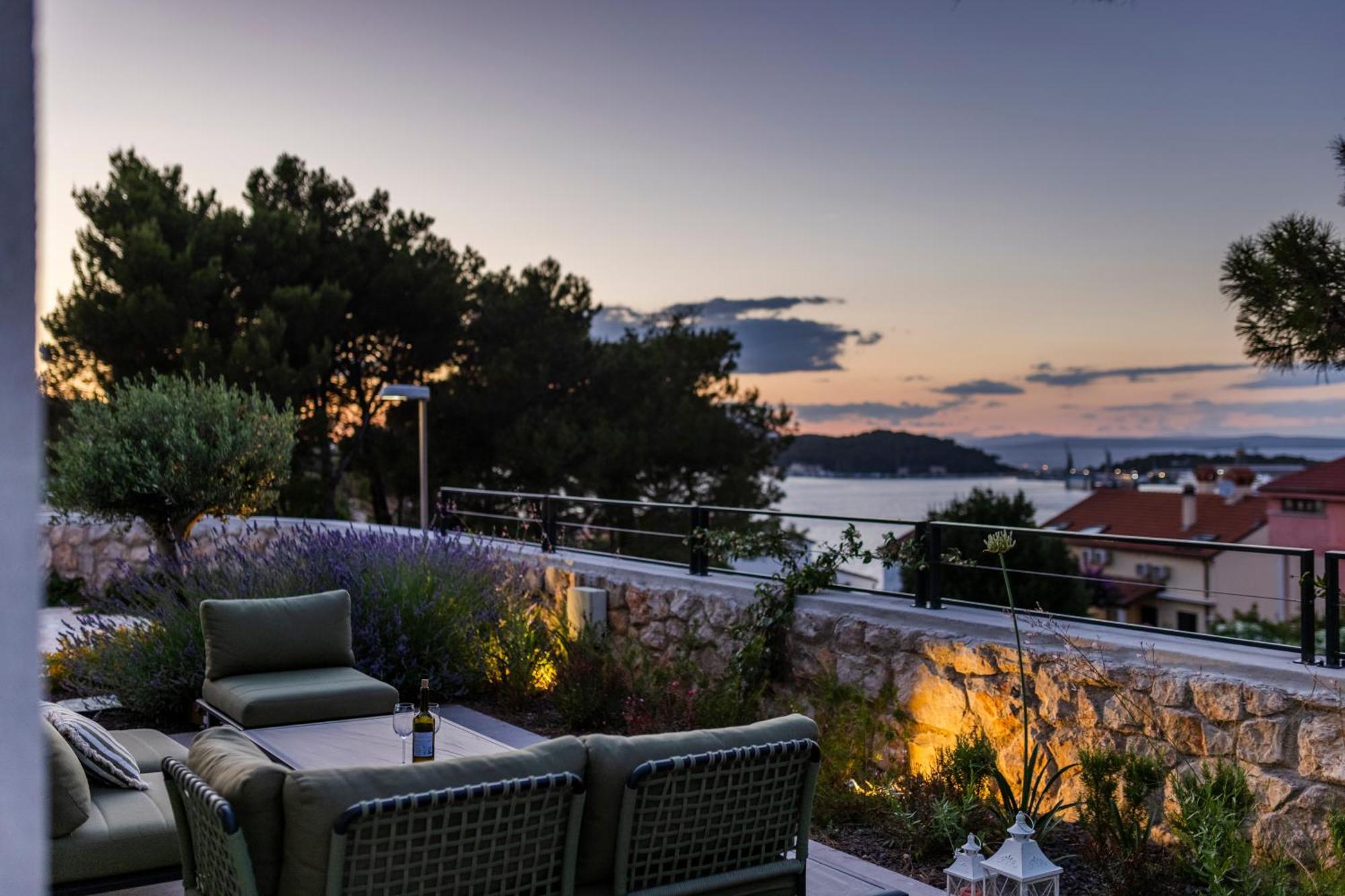 Apartments Olea Mali Lošinj Exteriör bild